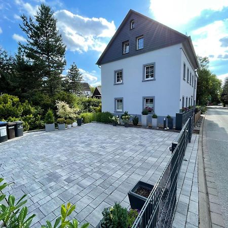 Ferienhaus Villa Adelsberg Mit Dachterrasse In Zentraler Lage Fuer Bis Zu 10 Personen Chemnitz Esterno foto