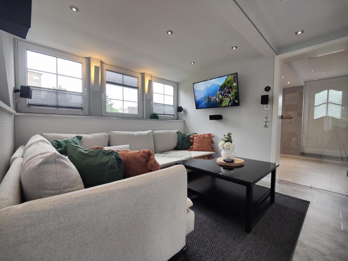 Ferienhaus Villa Adelsberg Mit Dachterrasse In Zentraler Lage Fuer Bis Zu 10 Personen Chemnitz Esterno foto