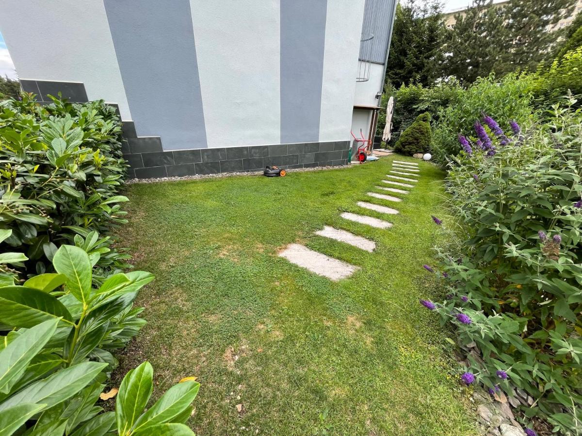 Ferienhaus Villa Adelsberg Mit Dachterrasse In Zentraler Lage Fuer Bis Zu 10 Personen Chemnitz Esterno foto