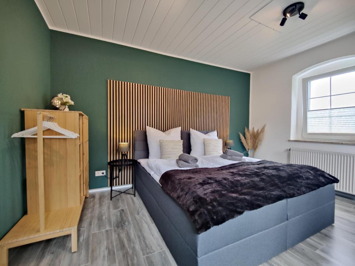 Ferienhaus Villa Adelsberg Mit Dachterrasse In Zentraler Lage Fuer Bis Zu 10 Personen Chemnitz Esterno foto