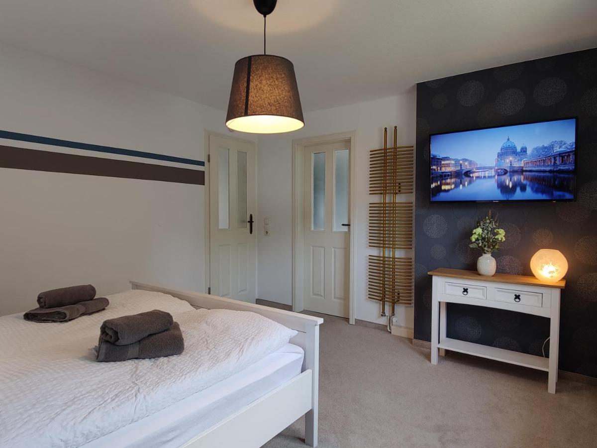 Ferienhaus Villa Adelsberg Mit Dachterrasse In Zentraler Lage Fuer Bis Zu 10 Personen Chemnitz Esterno foto