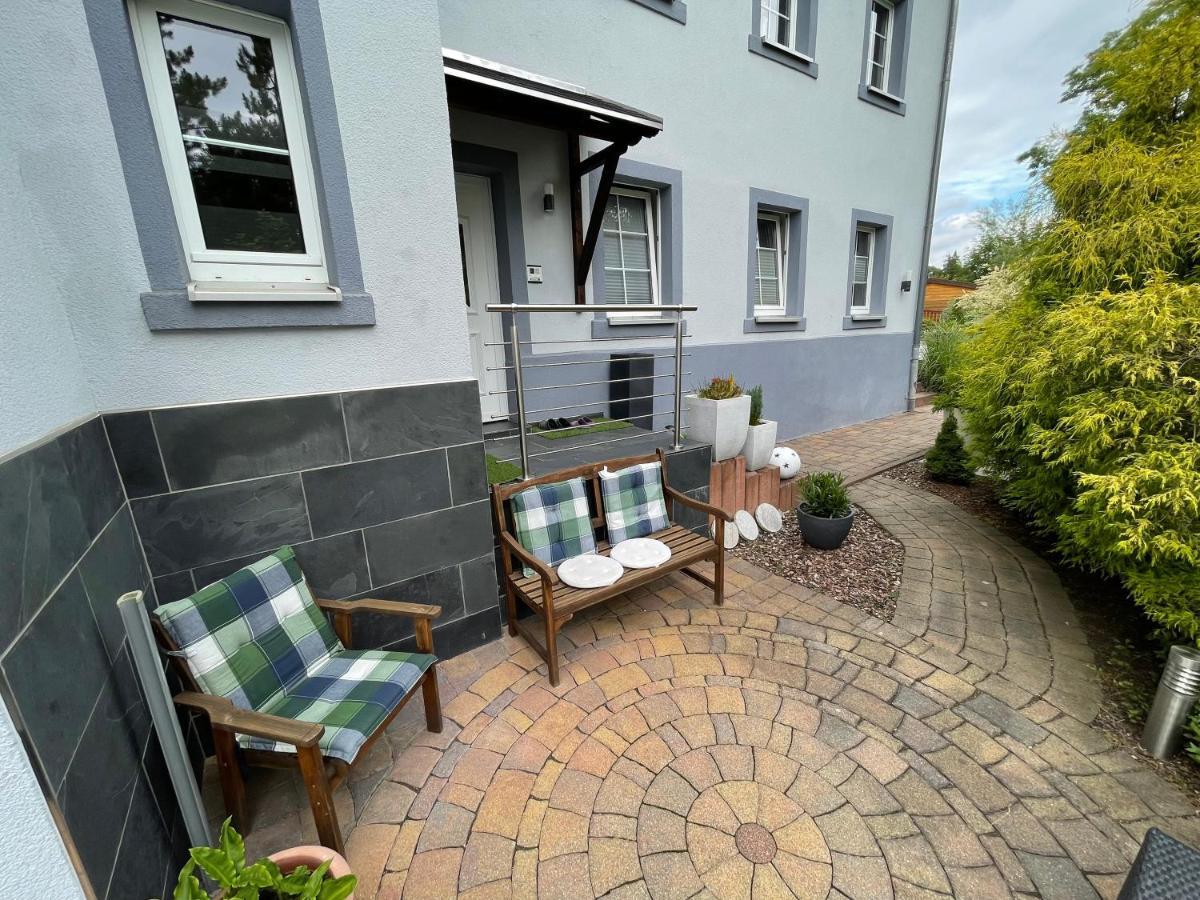 Ferienhaus Villa Adelsberg Mit Dachterrasse In Zentraler Lage Fuer Bis Zu 10 Personen Chemnitz Esterno foto