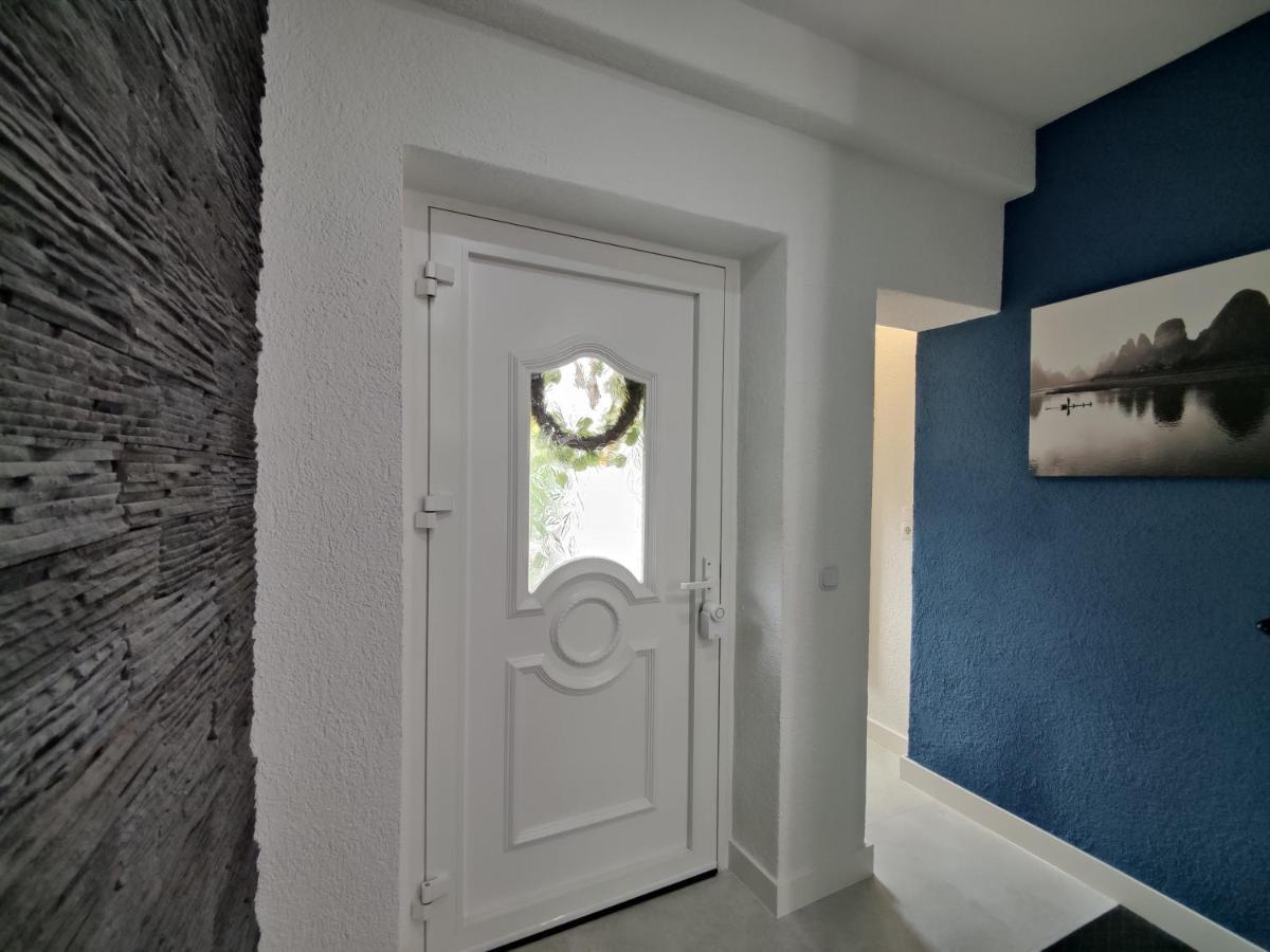 Ferienhaus Villa Adelsberg Mit Dachterrasse In Zentraler Lage Fuer Bis Zu 10 Personen Chemnitz Esterno foto