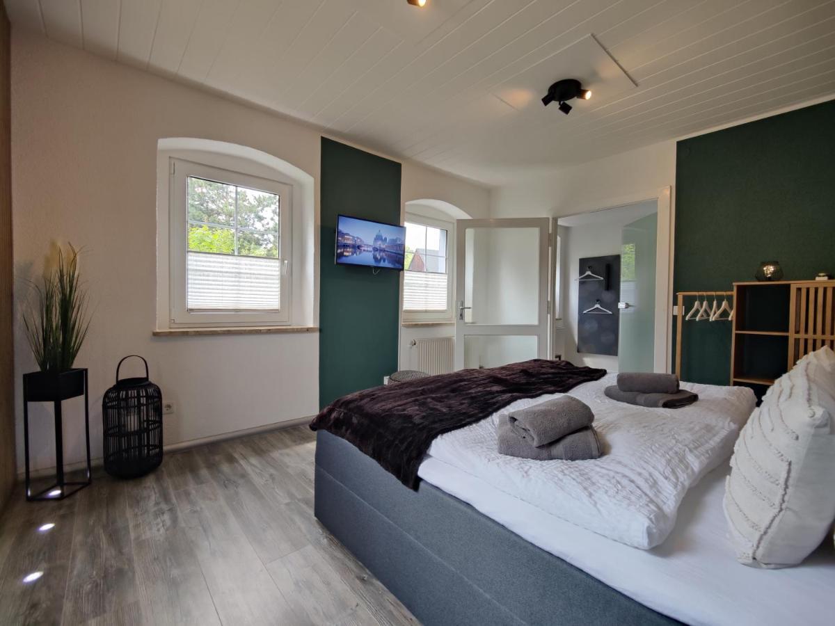 Ferienhaus Villa Adelsberg Mit Dachterrasse In Zentraler Lage Fuer Bis Zu 10 Personen Chemnitz Esterno foto