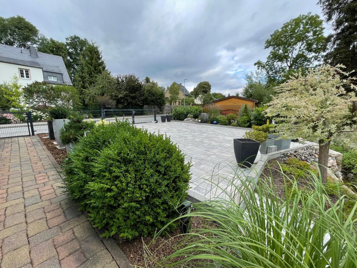 Ferienhaus Villa Adelsberg Mit Dachterrasse In Zentraler Lage Fuer Bis Zu 10 Personen Chemnitz Esterno foto