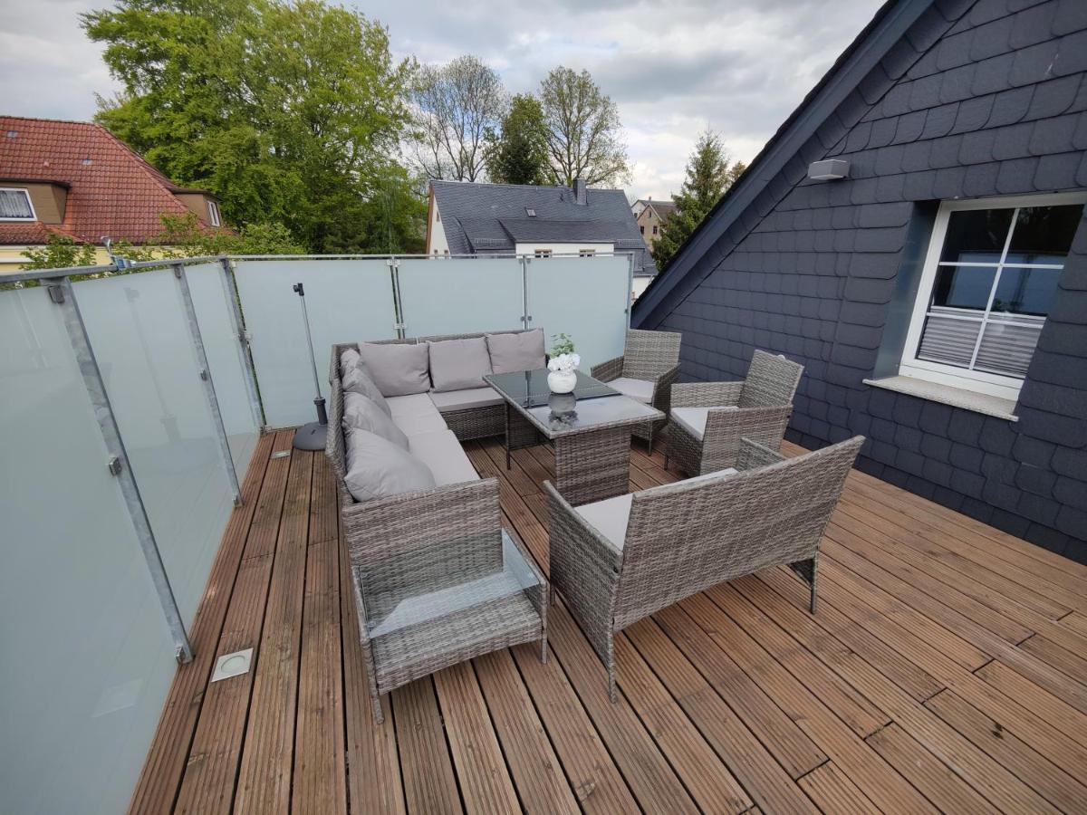 Ferienhaus Villa Adelsberg Mit Dachterrasse In Zentraler Lage Fuer Bis Zu 10 Personen Chemnitz Esterno foto